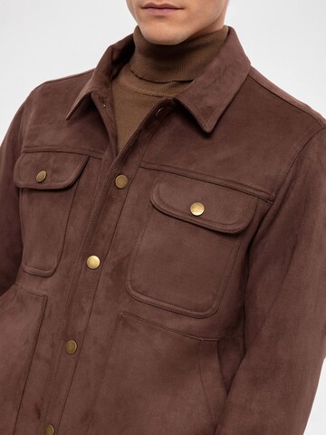 Antioch Between-season jacket in Brown