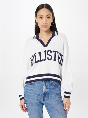 HOLLISTER Sweater 'APAC' in White: front