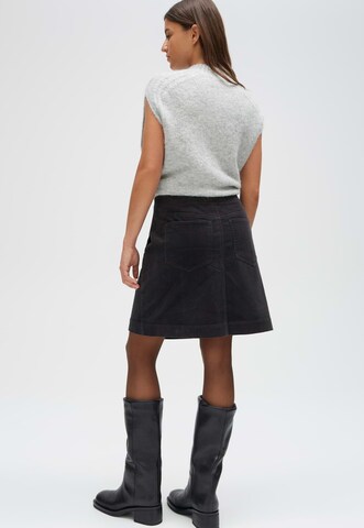 OPUS Skirt 'Realba' in Black