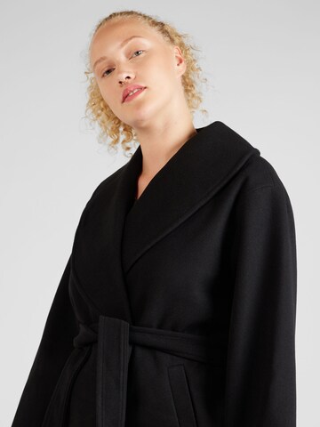 Vero Moda Curve - Abrigo de entretiempo 'ANNE' en negro