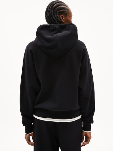 Veste de survêtement ARMEDANGELS en noir