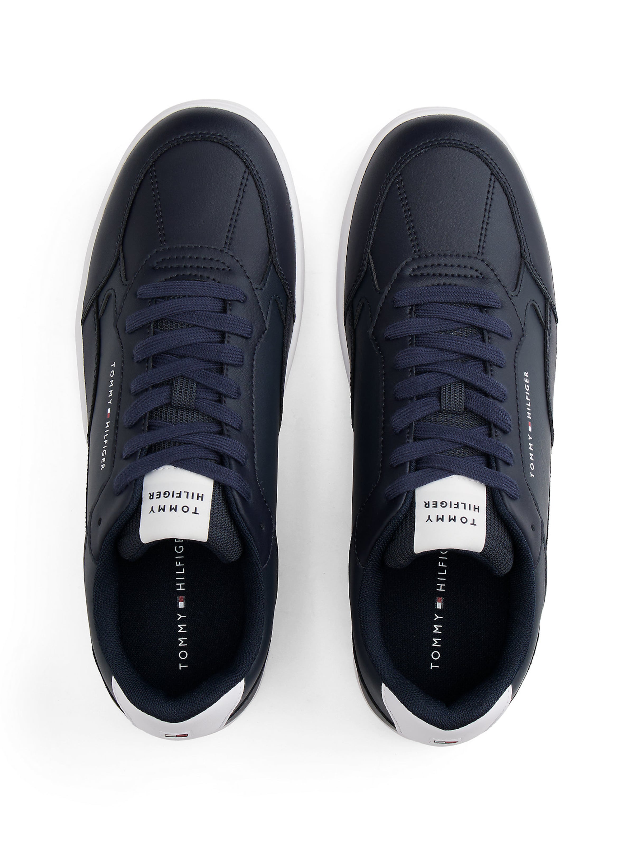 TOMMY HILFIGER Sneaker in Blau