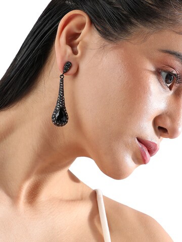 SOHI - Pendientes 'Shanno' en negro: frente