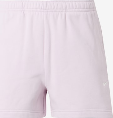Nike Sportswear Regular Shorts 'Studio' in Lila: Vorderseite