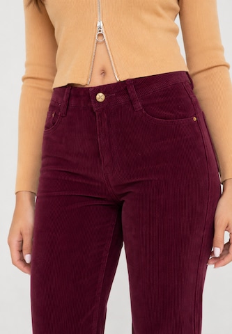 Regular Pantalon Elara en rouge