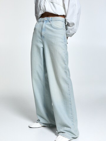 Pull&Bear Wide leg Jeans in Blauw