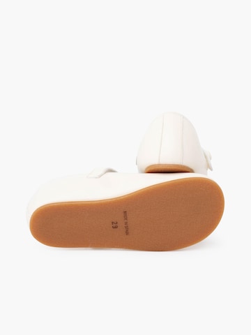 Pisamonas Ballet Flats in Beige
