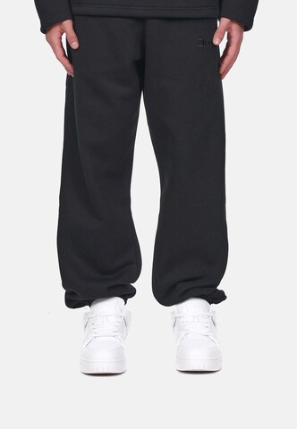 Dropsize Regular Pants 'V4' in Black: front