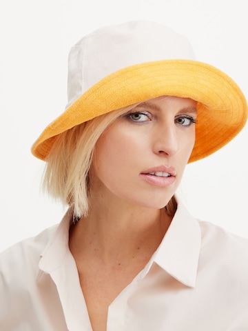 Chapeaux 'Jaden' Karolina Kurkova Originals en jaune