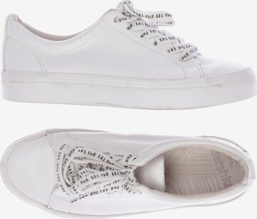 Bershka Sneakers & Trainers in 37 in White: front