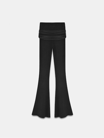 Dilvin Flared Pants in Black