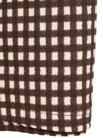 Shape Of You Regular Pants in Brown