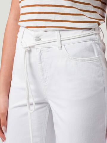 zero Regular Jeans in Weiß