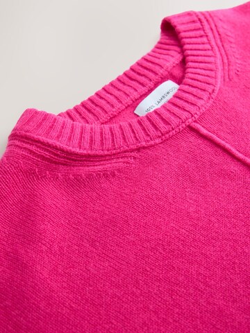 Next Sweater in Pink