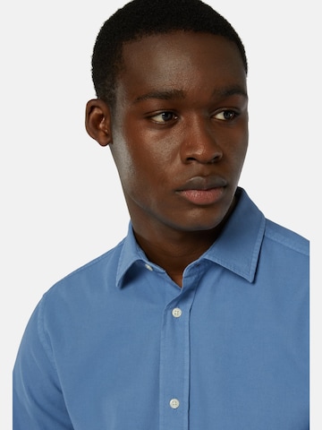 Boggi Milano Regular fit Businessskjorta i blå