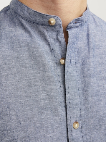 JACK & JONES Comfort Fit Skjorte 'JJESummer Band' i blå