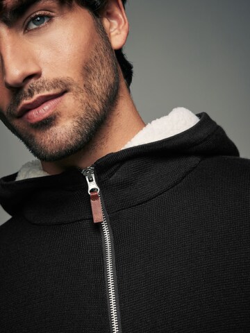 Next Strickjacke in Schwarz