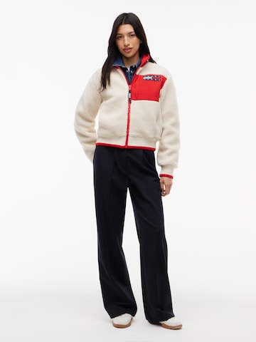 Tommy Jeans Поларено яке в бяло