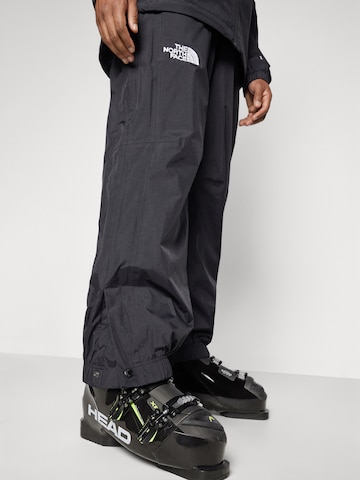 Tapered Pantaloni sport 'BUILD UP' de la THE NORTH FACE pe negru