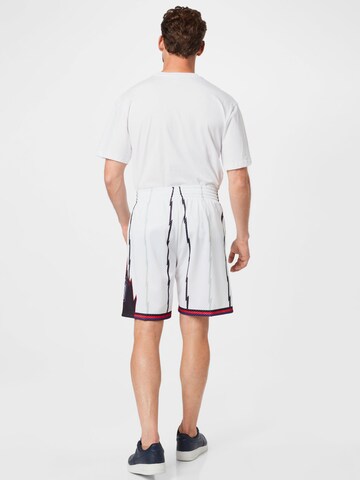 Mitchell & Ness Regular Pants 'Toronto Raptors - Swingman' in White