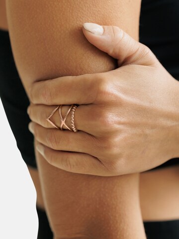 GOOD.designs Ring in Red: front