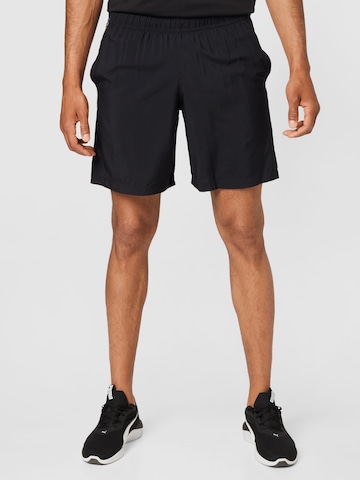 Regular Pantaloni sport de la UNDER ARMOUR pe negru: față