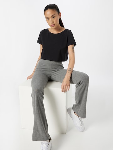 ONLY PLAY Flared Workout Pants 'KIARA' in Grey