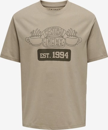 ONLY Shirt in Bruin: voorkant