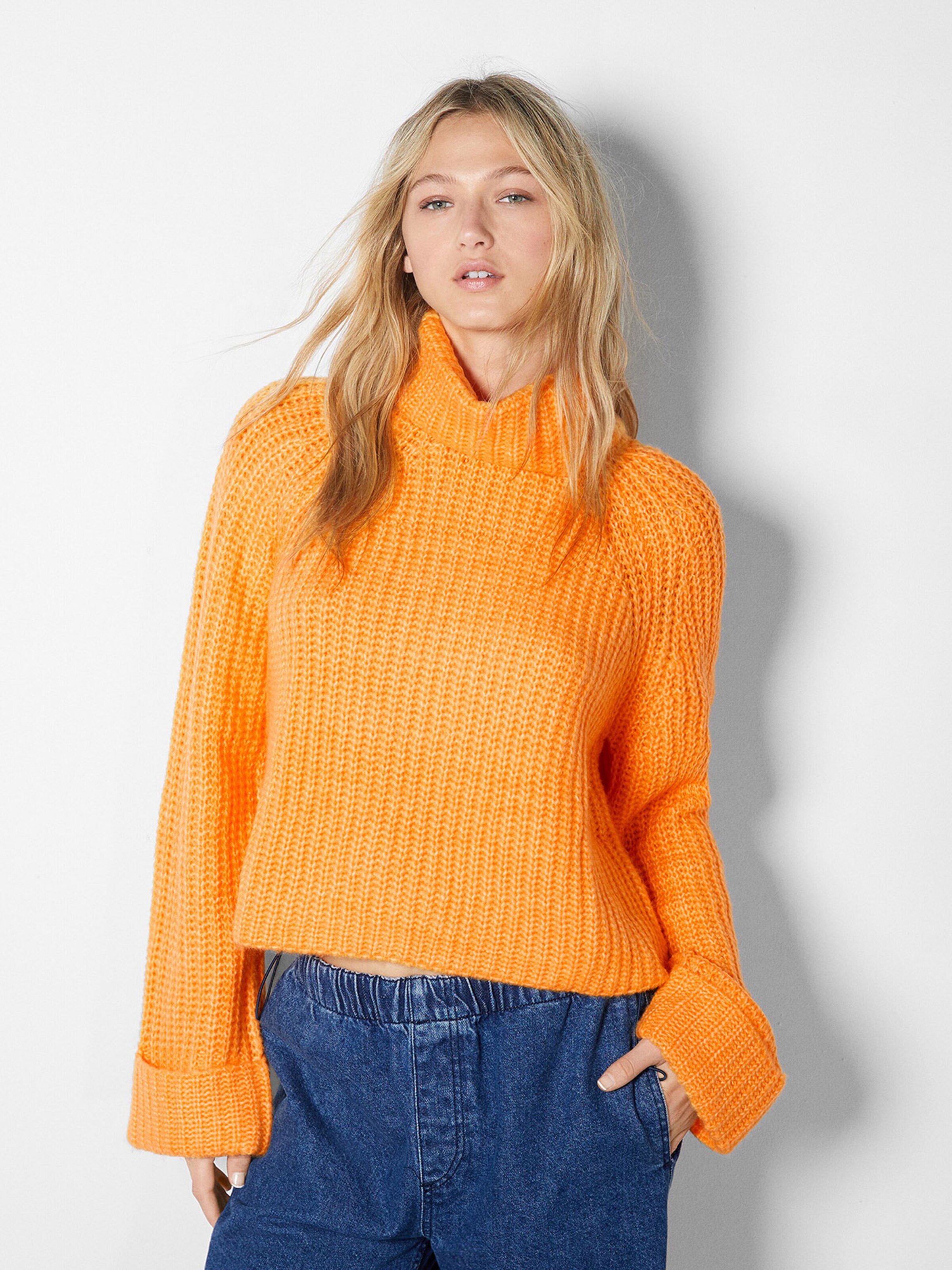 Pull orange bershka hotsell