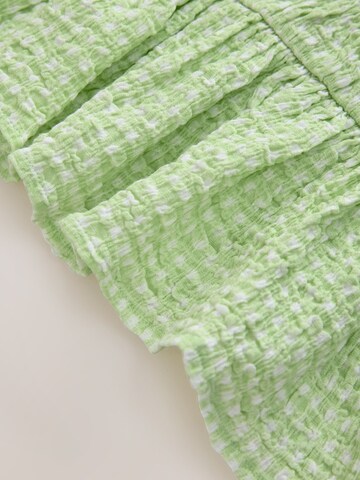 Rochie de la Next pe verde