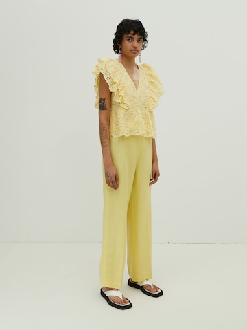 EDITED Wide leg Pleated Pants 'Remy' in Yellow