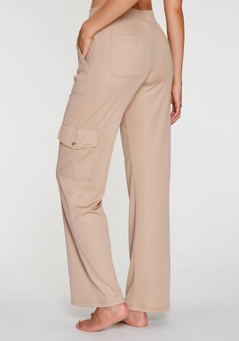 H.I.S Loose fit Cargo Pants in Beige