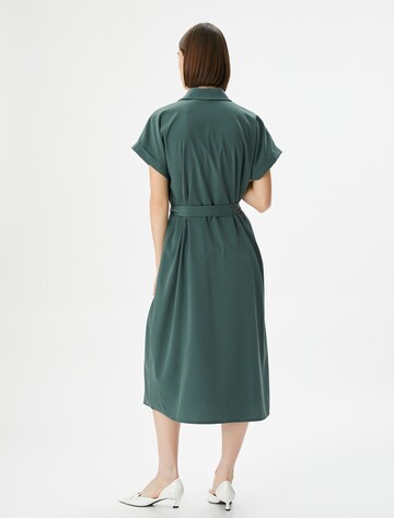 Koton Kleid in Grün