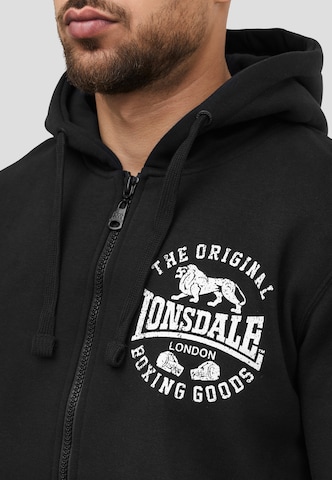 LONSDALE - Sudadera con cremallera 'Seghill' en negro
