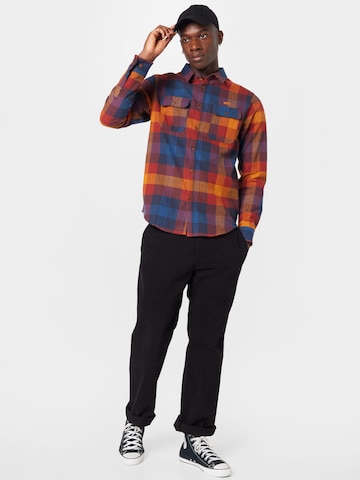 Iriedaily Regular Fit Paita 'Lumber Fella' värissä punainen