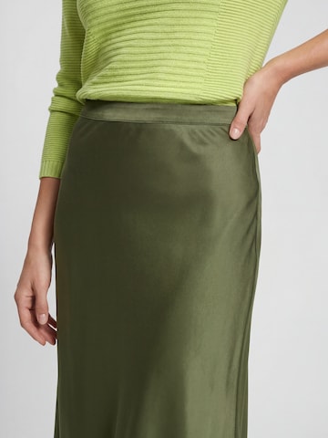 Olsen Skirt in Green