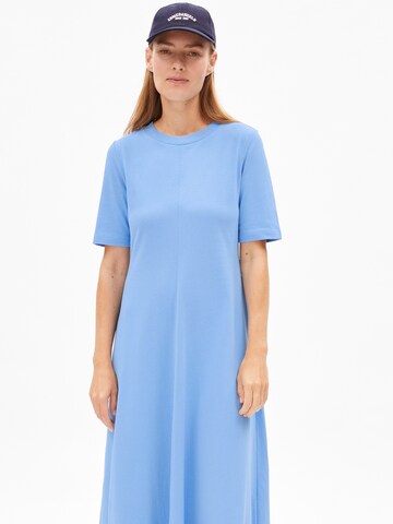 ARMEDANGELS Jurk in Blauw: voorkant
