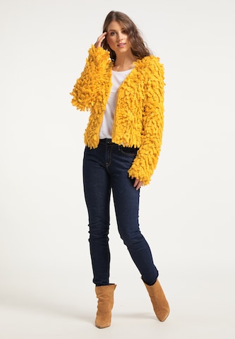 IZIA Knit Cardigan in Yellow