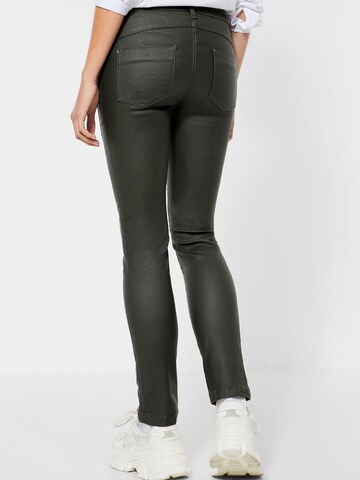 STREET ONE Slimfit Broek 'York' in Zwart