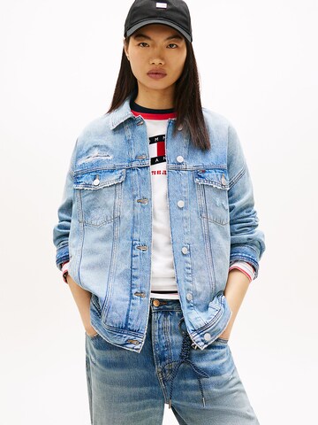 Tommy Jeans Between-season jacket in Blue: front