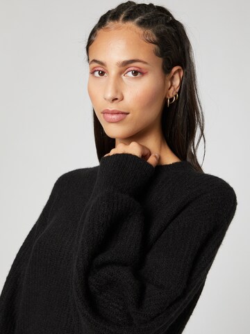 Hoermanseder x About You Sweater 'Grace' in Black