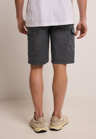 Street One MEN Regular Cargoshorts in Grau