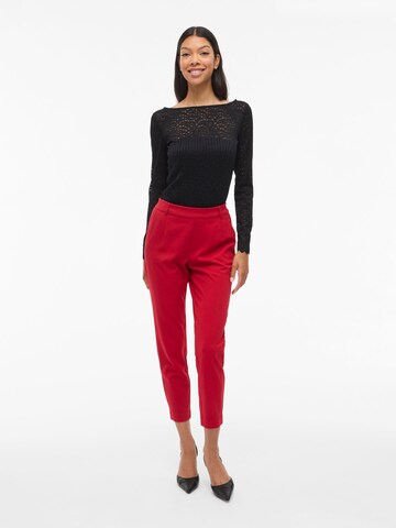 VILA - Tapered Pantalón plisado 'VIVarone' en rojo
