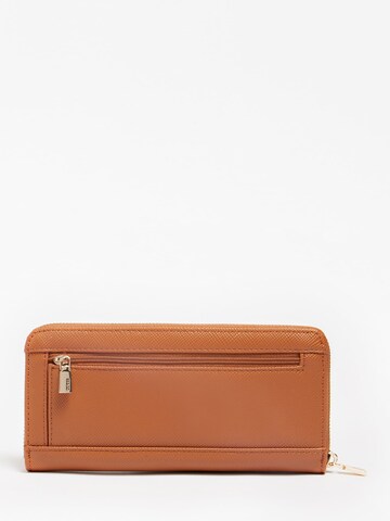 GUESS Wallet 'LAUREL' in Brown