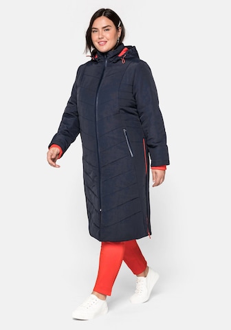 SHEEGO Winter Coat in Blue: front