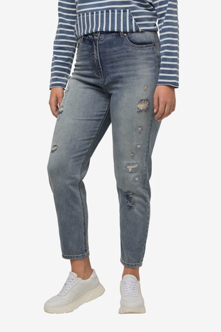 Ulla Popken Regular Jeans in Blauw: voorkant