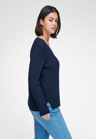 Emilia Lay Pullover in Blau