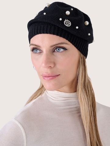 Camomilla Italia Beanie in Black: front