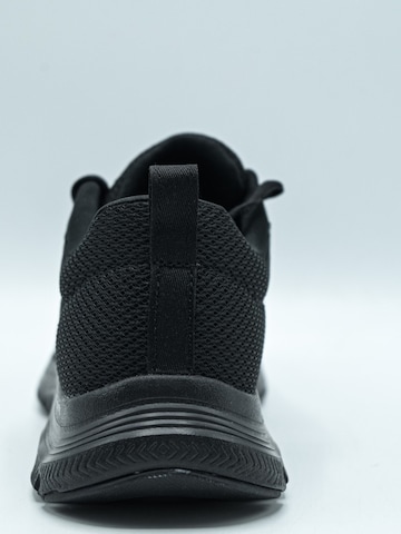 SKECHERS - Calzado deportivo 'Skechers Advantage 40' en negro