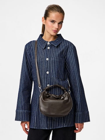 Sacs à main PIECES en marron : devant